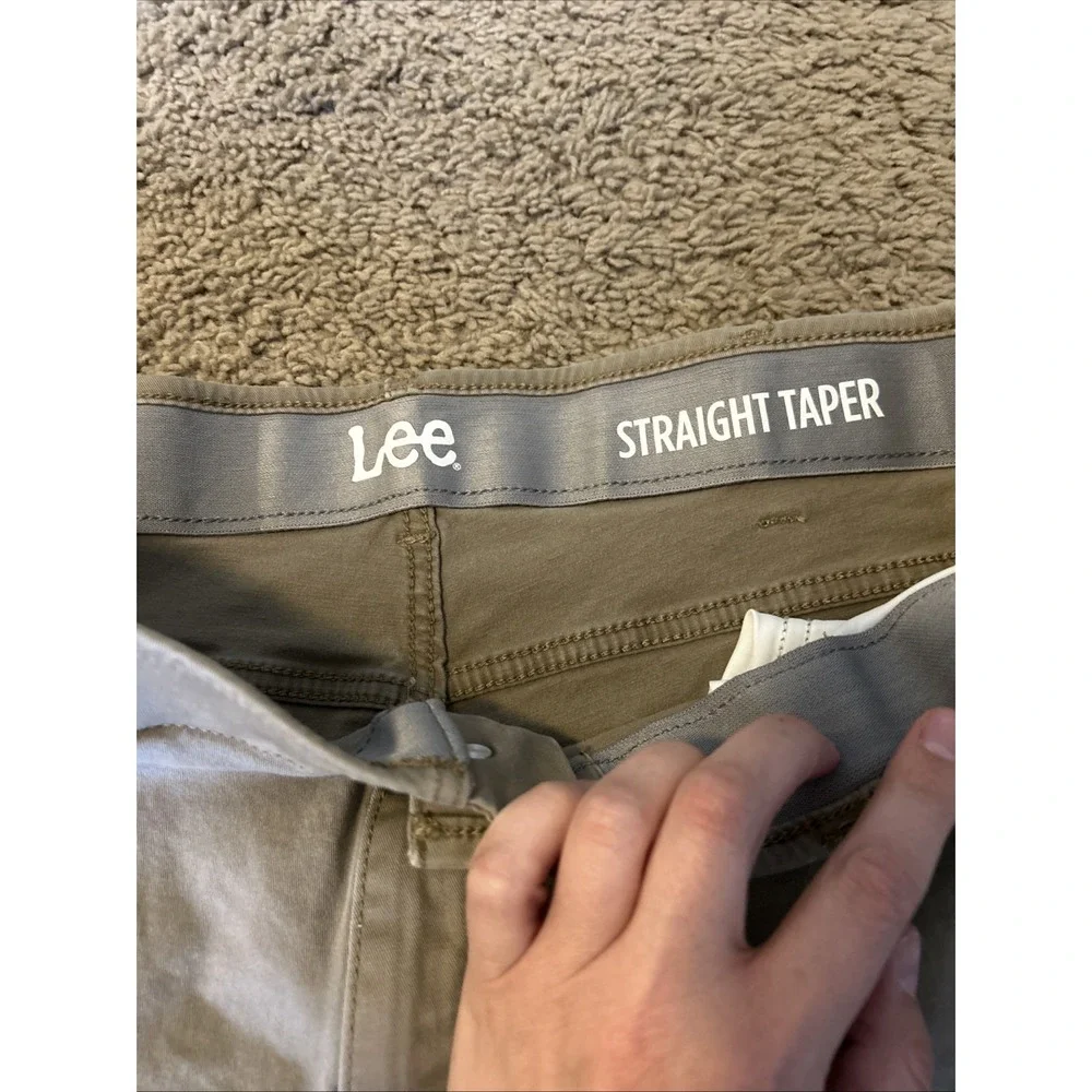 Lee Extreme Motion MVP Slim Fit Pants Stretch Straight Tapered Leg Khaki 40 X 32